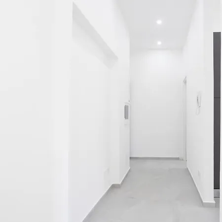 La Fenice - Self Chek-in - Wifi * نوفارا