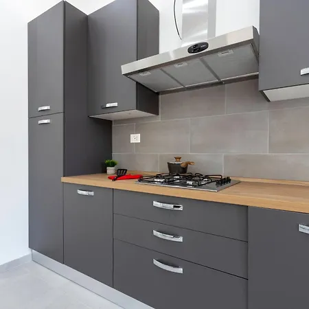 La Fenice - Self Chek-in - Wifi شقة *