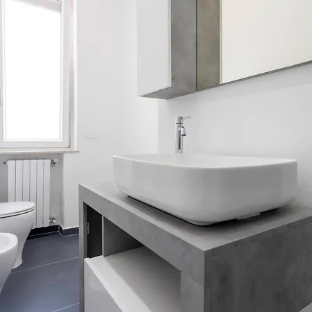 La Fenice - Self Chek-in - Wifi Appartamento Novara